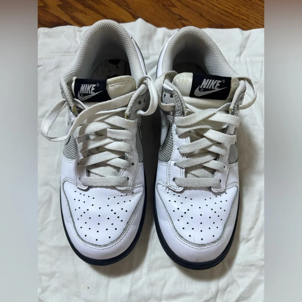 Nike Dunk Low- Womens- Size 7-White Neutral Gray- [317813-101]- Leather-Sneakers